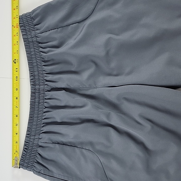 Adidas Men's Climalite Performance Essentials Lightweight Grey Shorts Size XL - Picture 13 of 14